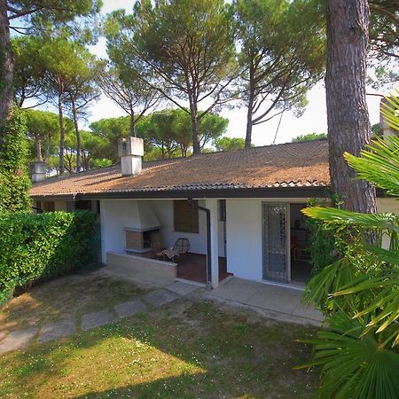 Villa Mary Lignano Sabbiadoro Exterior photo